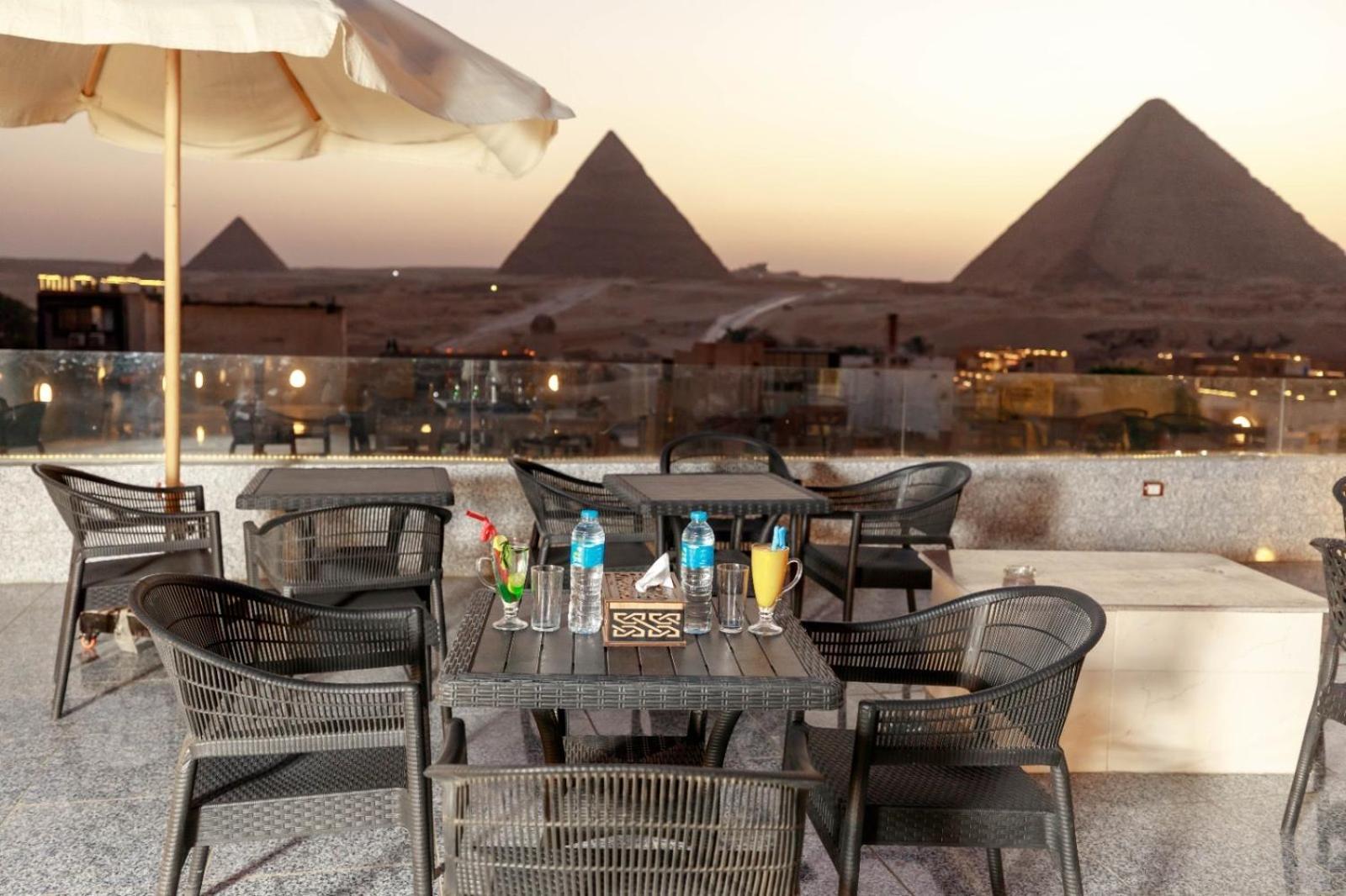 Middle East Pyramids Hotel Kafrat al Jabal Bagian luar foto