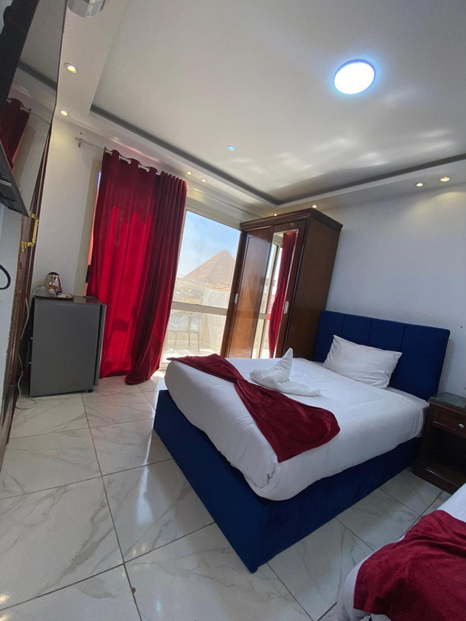 Middle East Pyramids Hotel Kafrat al Jabal Bagian luar foto