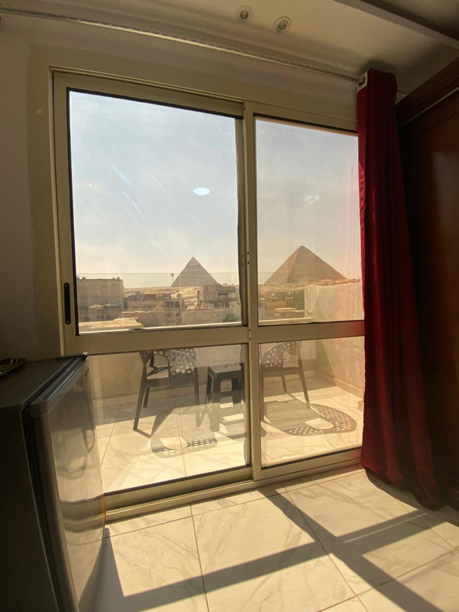 Middle East Pyramids Hotel Kafrat al Jabal Bagian luar foto