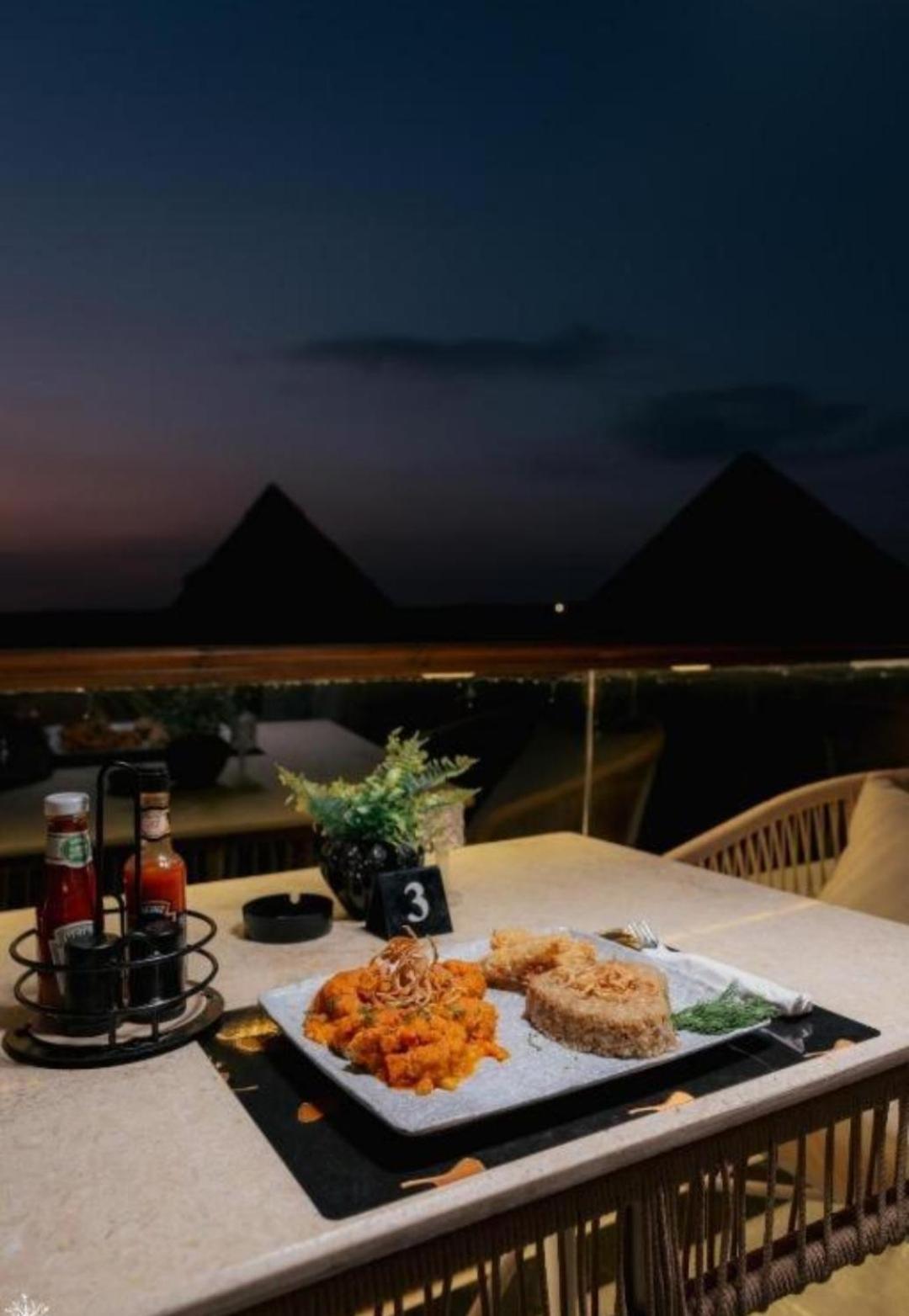 Middle East Pyramids Hotel Kafrat al Jabal Bagian luar foto