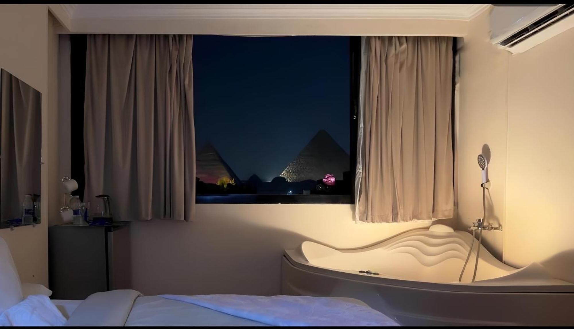 Middle East Pyramids Hotel Kafrat al Jabal Bagian luar foto