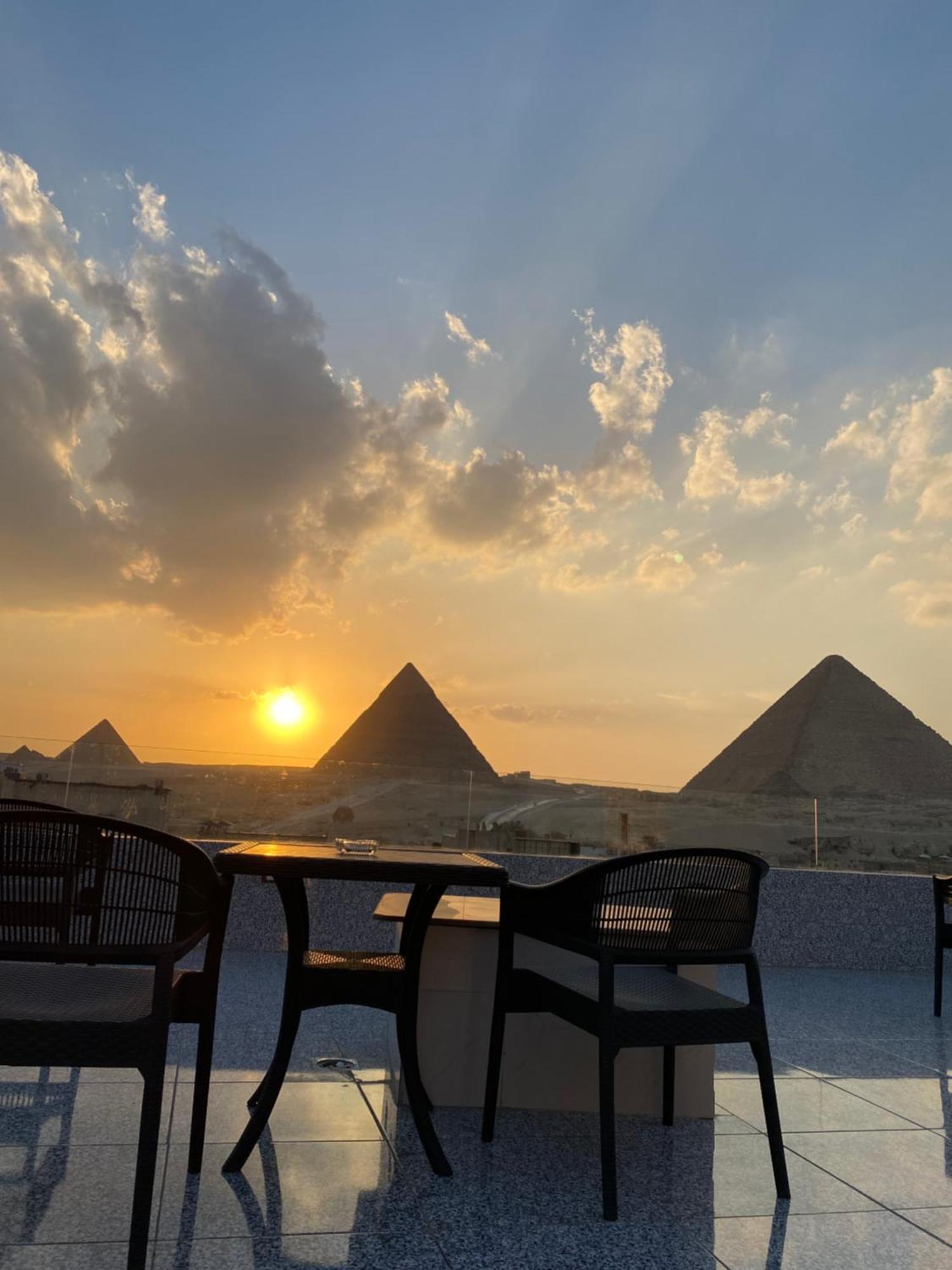 Middle East Pyramids Hotel Kafrat al Jabal Bagian luar foto