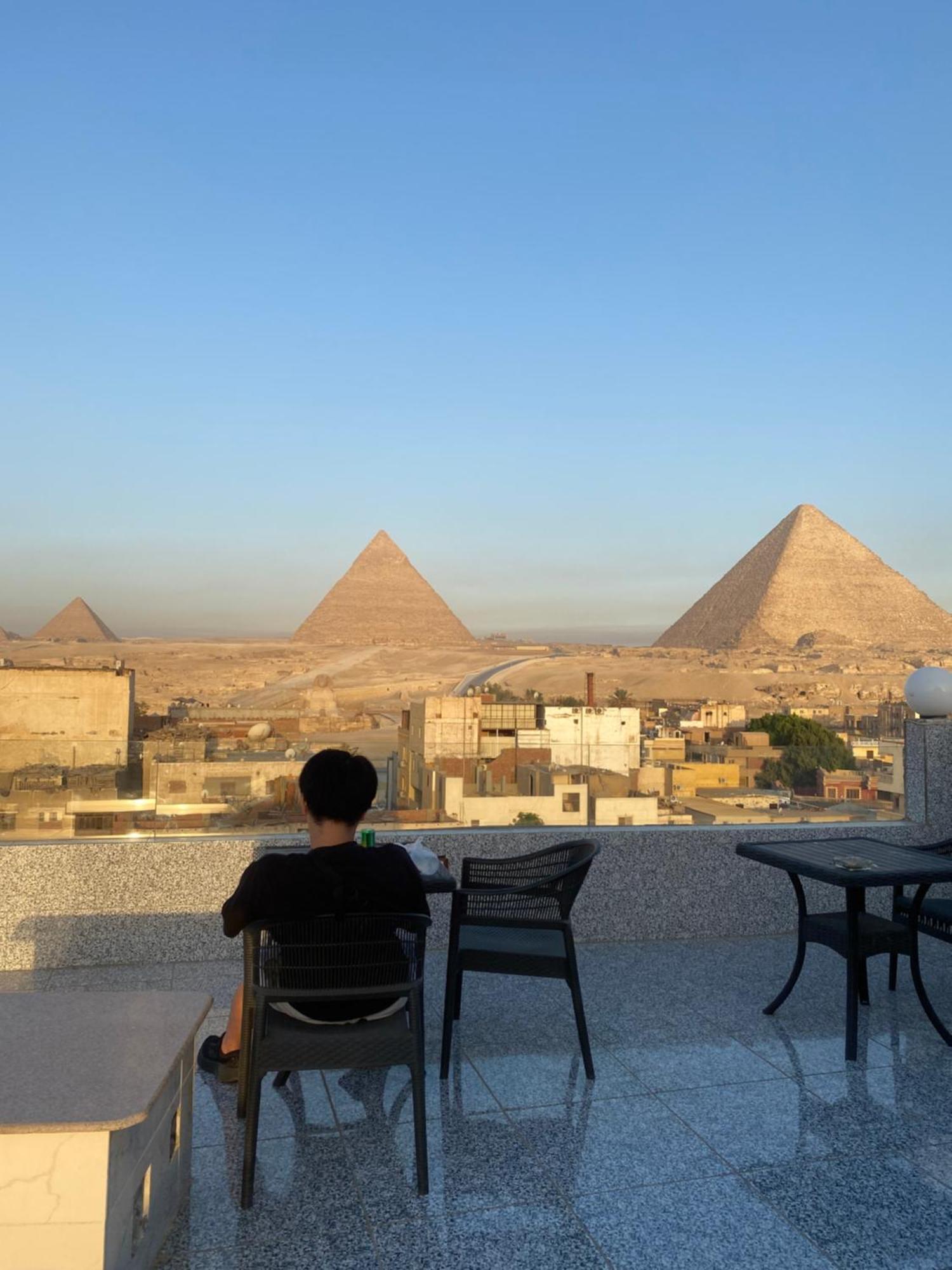 Middle East Pyramids Hotel Kafrat al Jabal Bagian luar foto